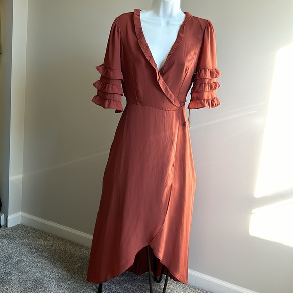 june & hudson Dresses & Skirts - Rust Ruffle Wrap Midi Dress - Women